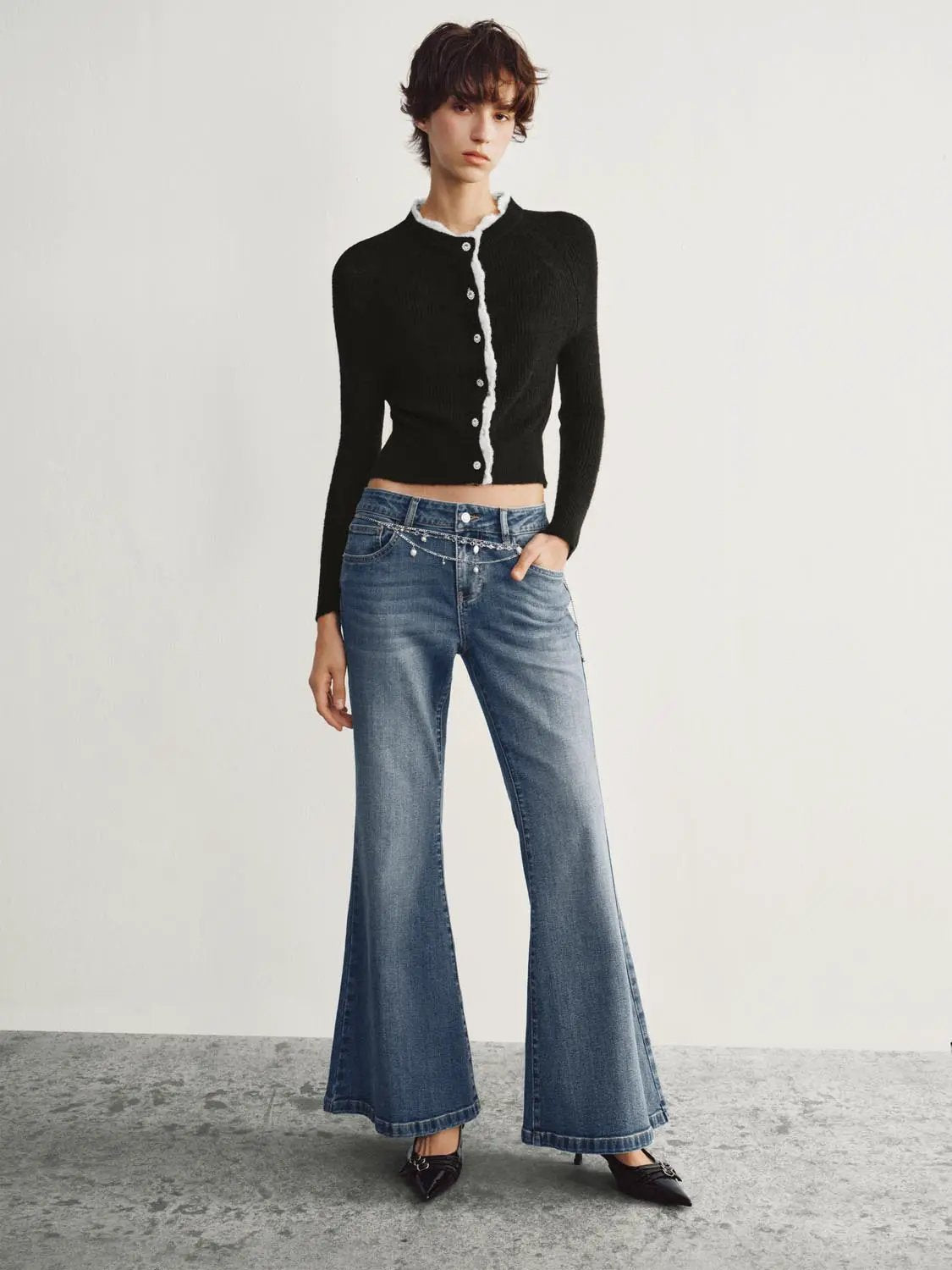Ruffled Long Sleeve Ribbed Cropped Knit Cardigan