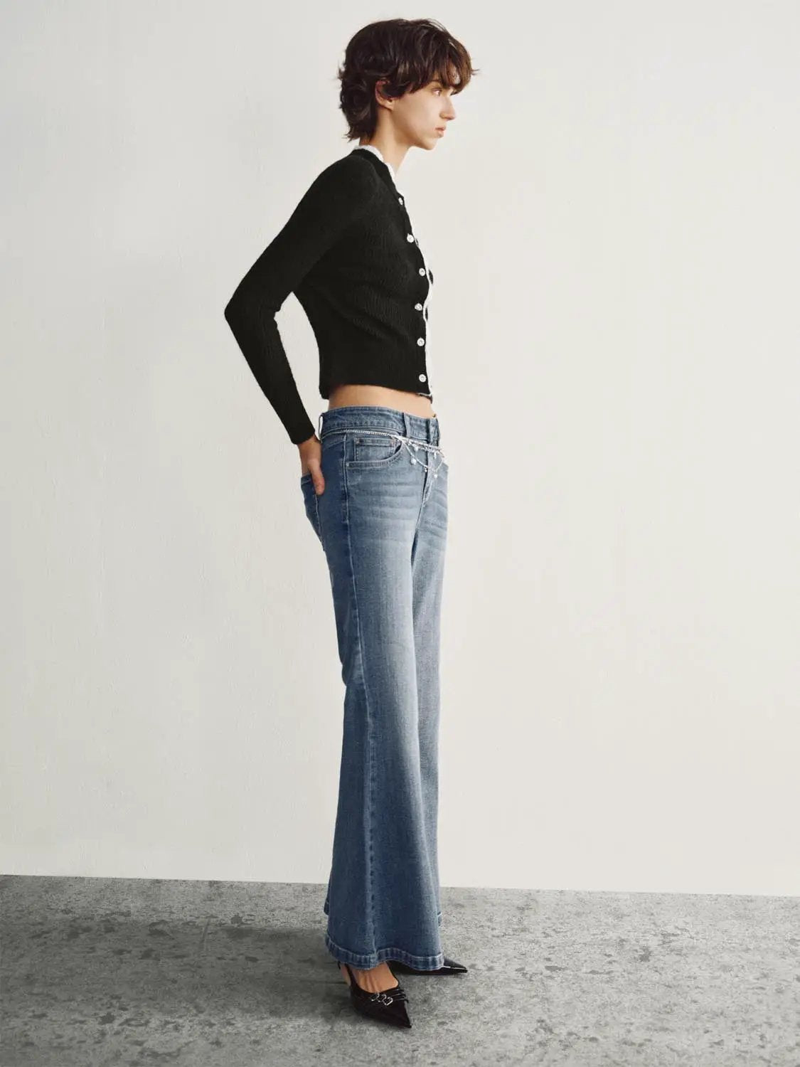 Ruffled Long Sleeve Ribbed Cropped Knit Cardigan