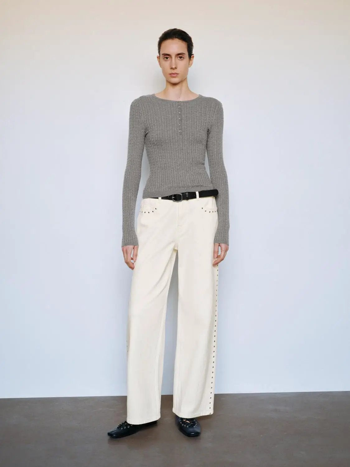 Ribbed Button Placket Crew Neck Fitted Long Sleeve Top