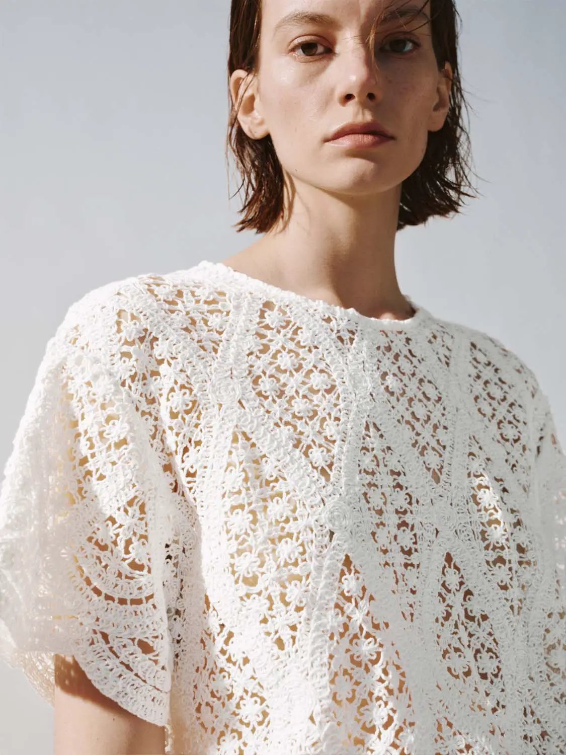 Round Neck Crochet Hollow Out Knit Cropped Short Sleeve Top