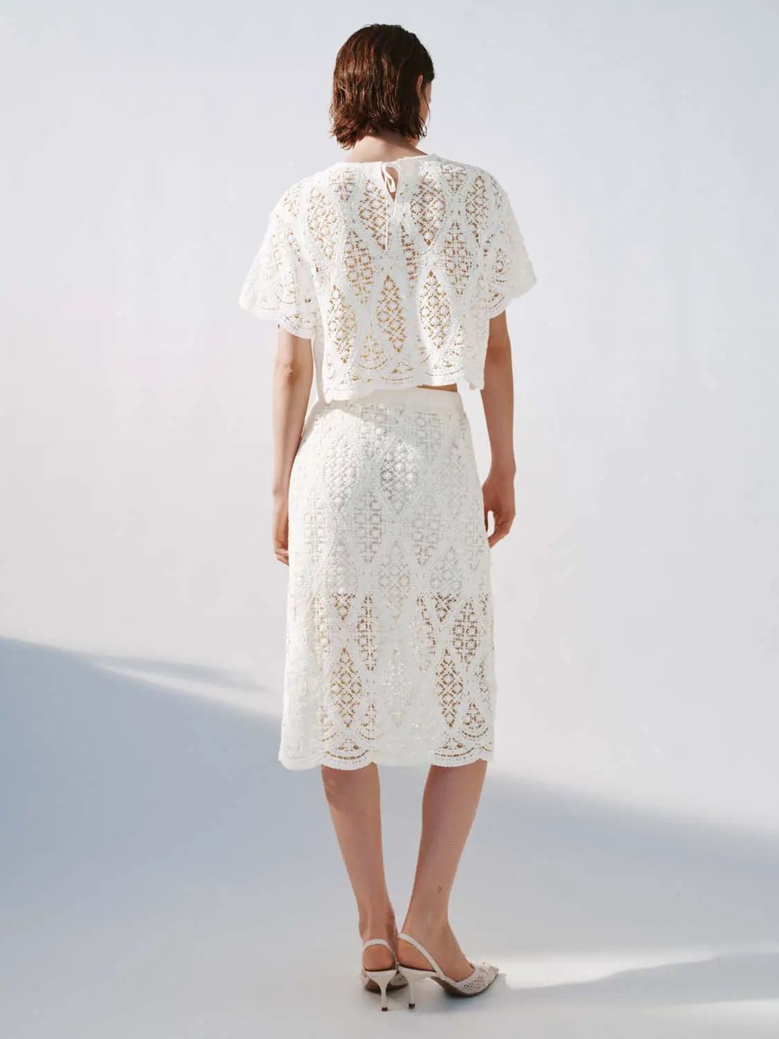 Round Neck Crochet Hollow Out Knit Cropped Short Sleeve Top