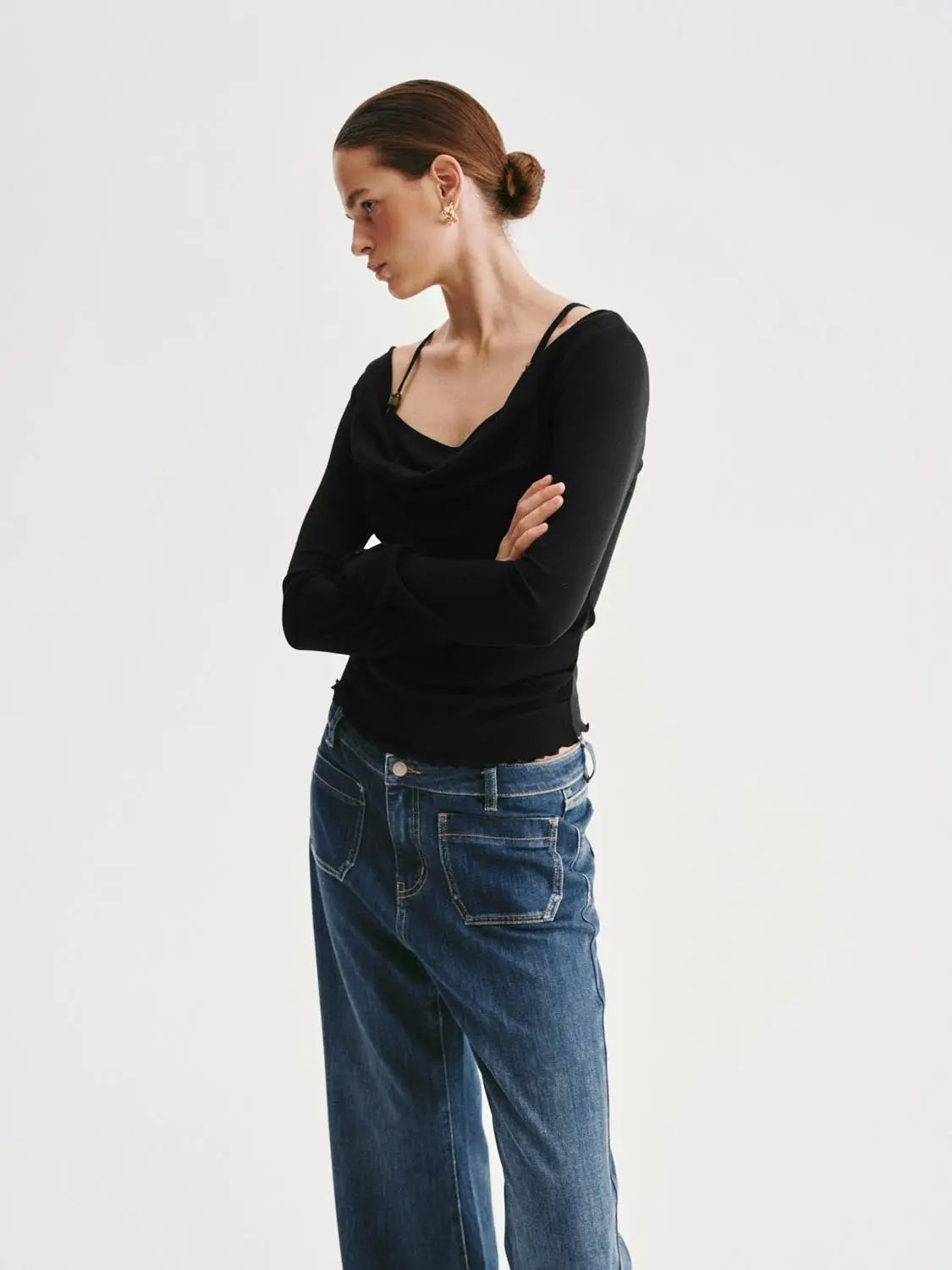 Draped Cowl Neck Long Sleeve Knit T-shirt