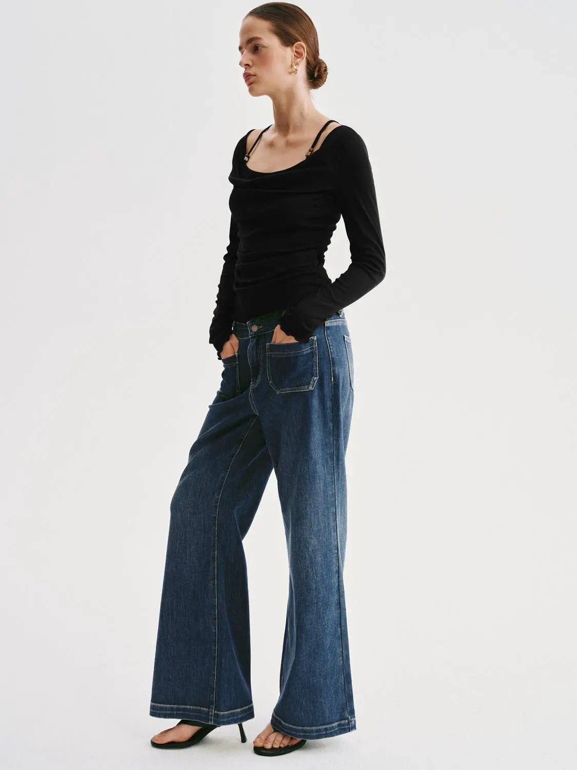 Draped Cowl Neck Long Sleeve Knit T-shirt
