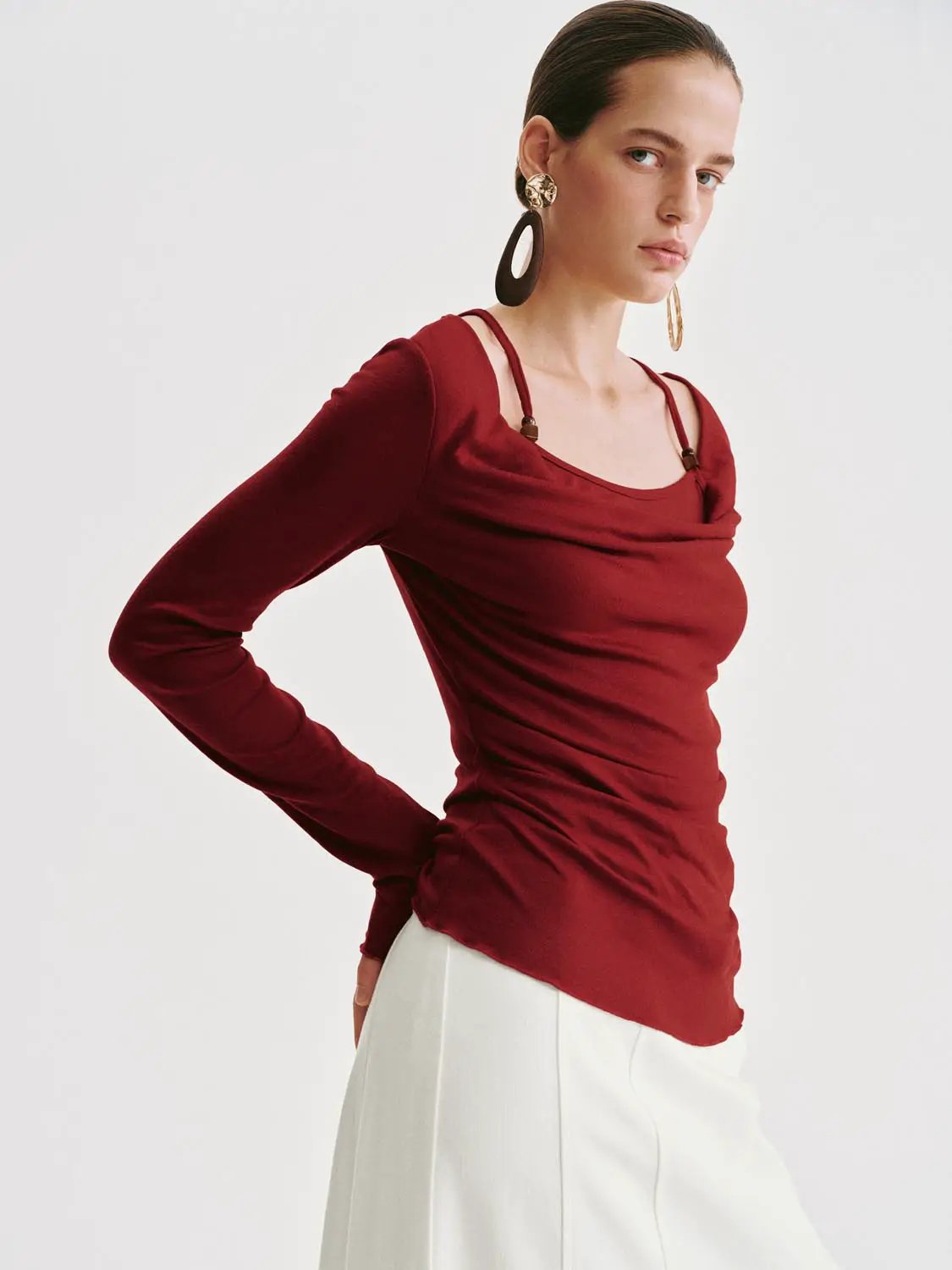 Draped Cowl Neck Long Sleeve Knit T-shirt