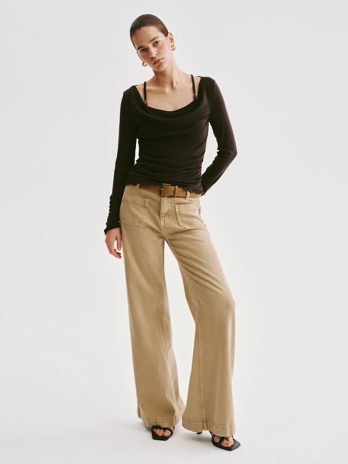 Draped Cowl Neck Long Sleeve Knit T-shirt