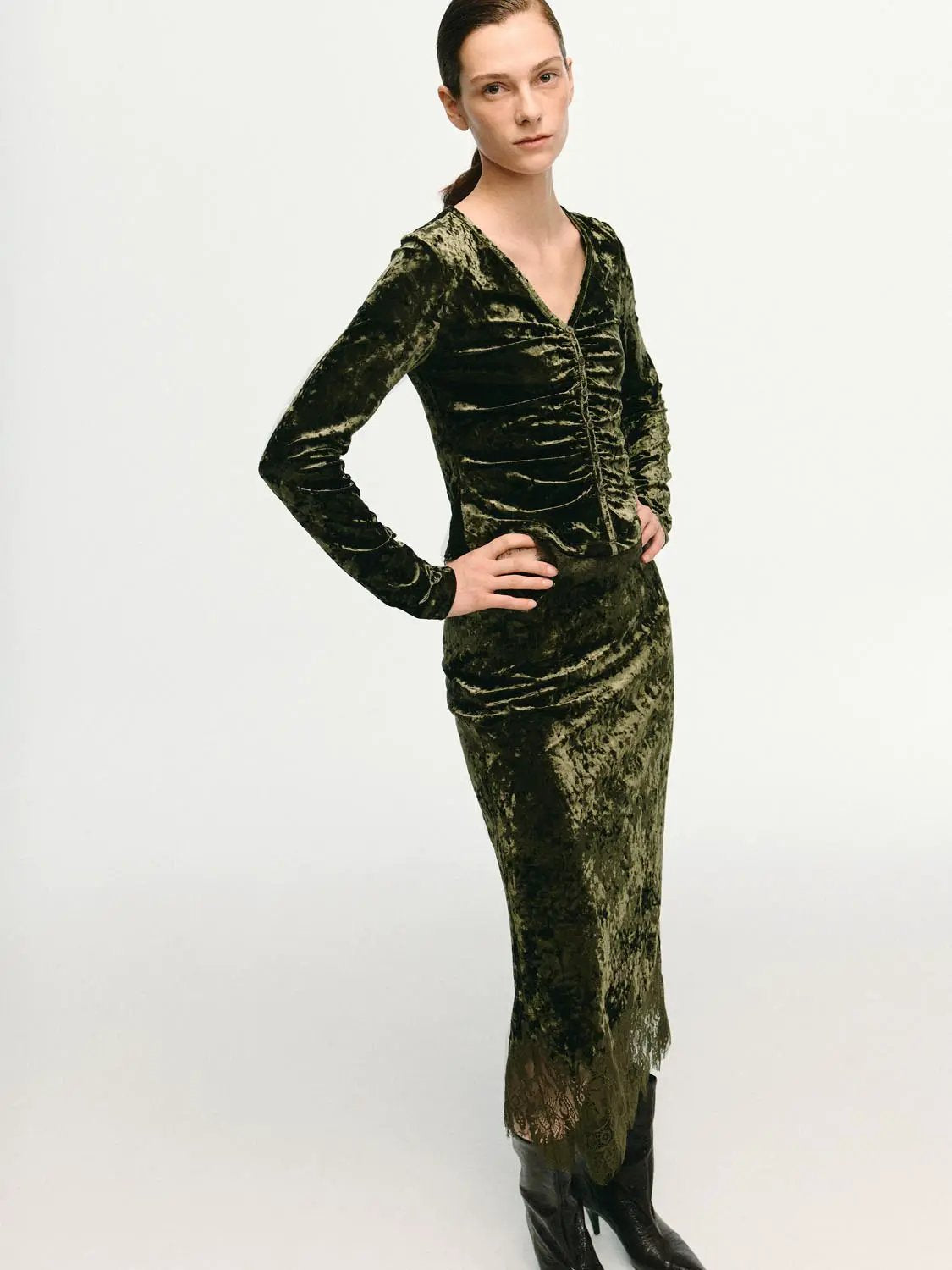 Ruched Textured Lace Hem Fitted V-neck Long Sleeve Blouse