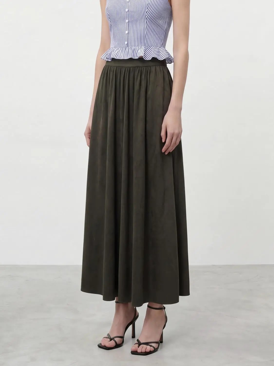 Elastic Waist Gathered Crinkled A-Line Midi Skirt