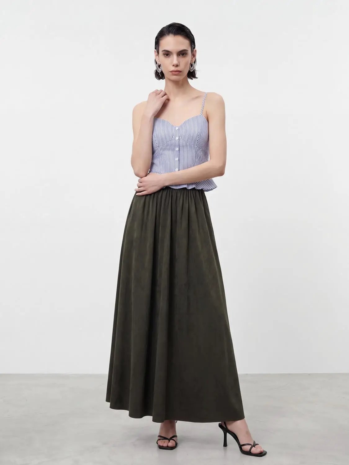 Elastic Waist Gathered Crinkled A-Line Midi Skirt