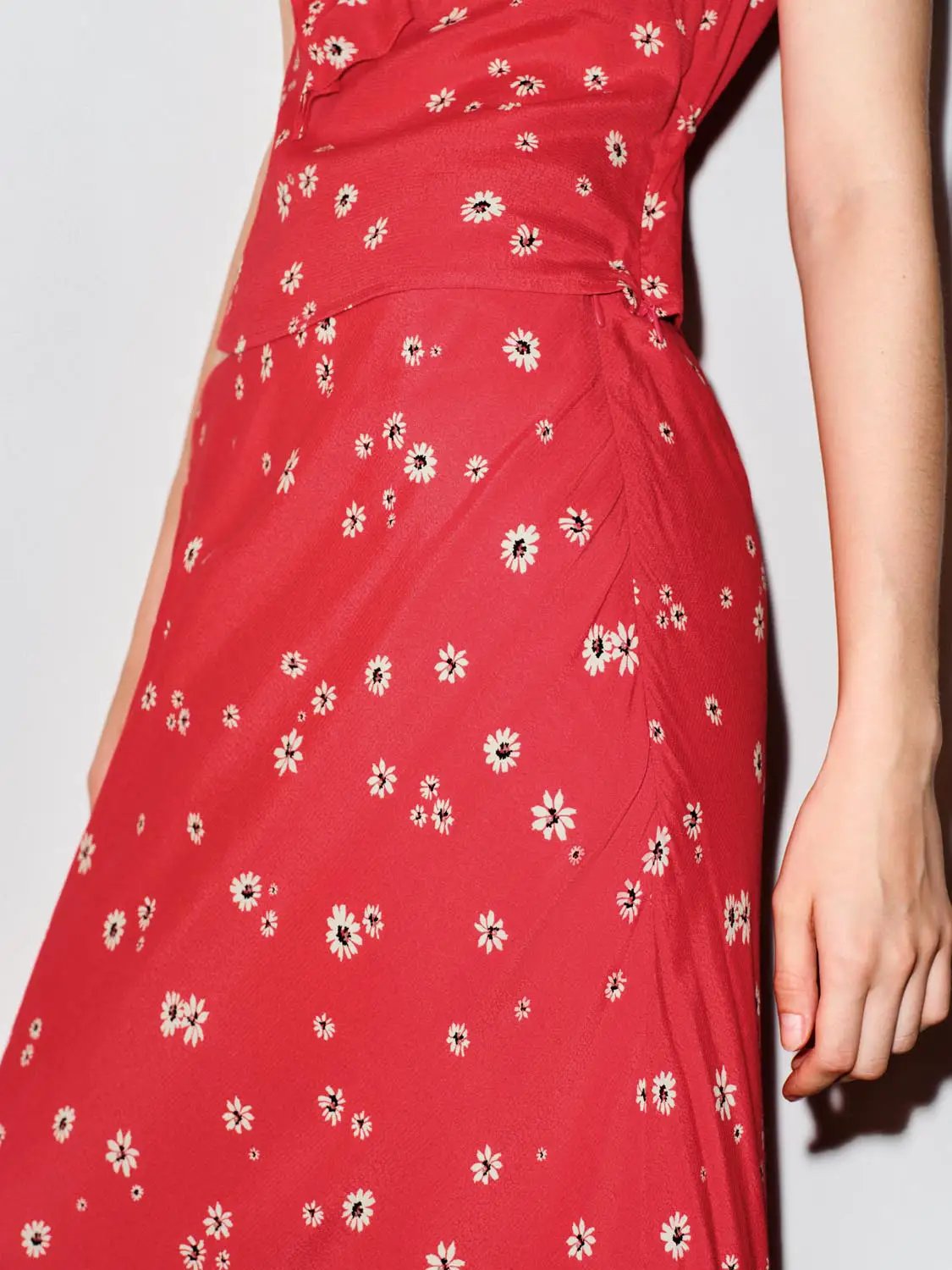 Bright Red Floral Ruffle Hem Midi Lightweight Skirt
