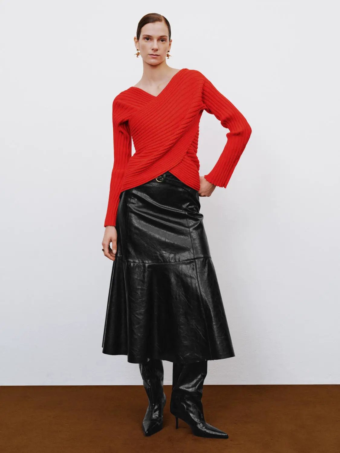 Crinkled Panelled A-Line Mid-rise Midi Skirt