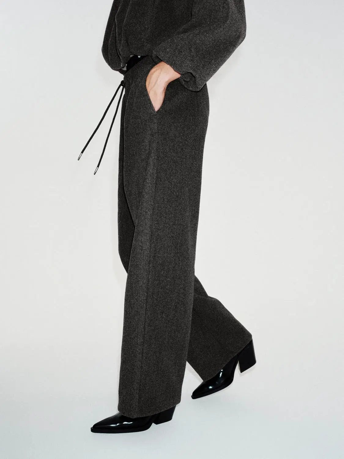 High-waisted Solid Brown Wide-leg Elastic Drawstring Pants