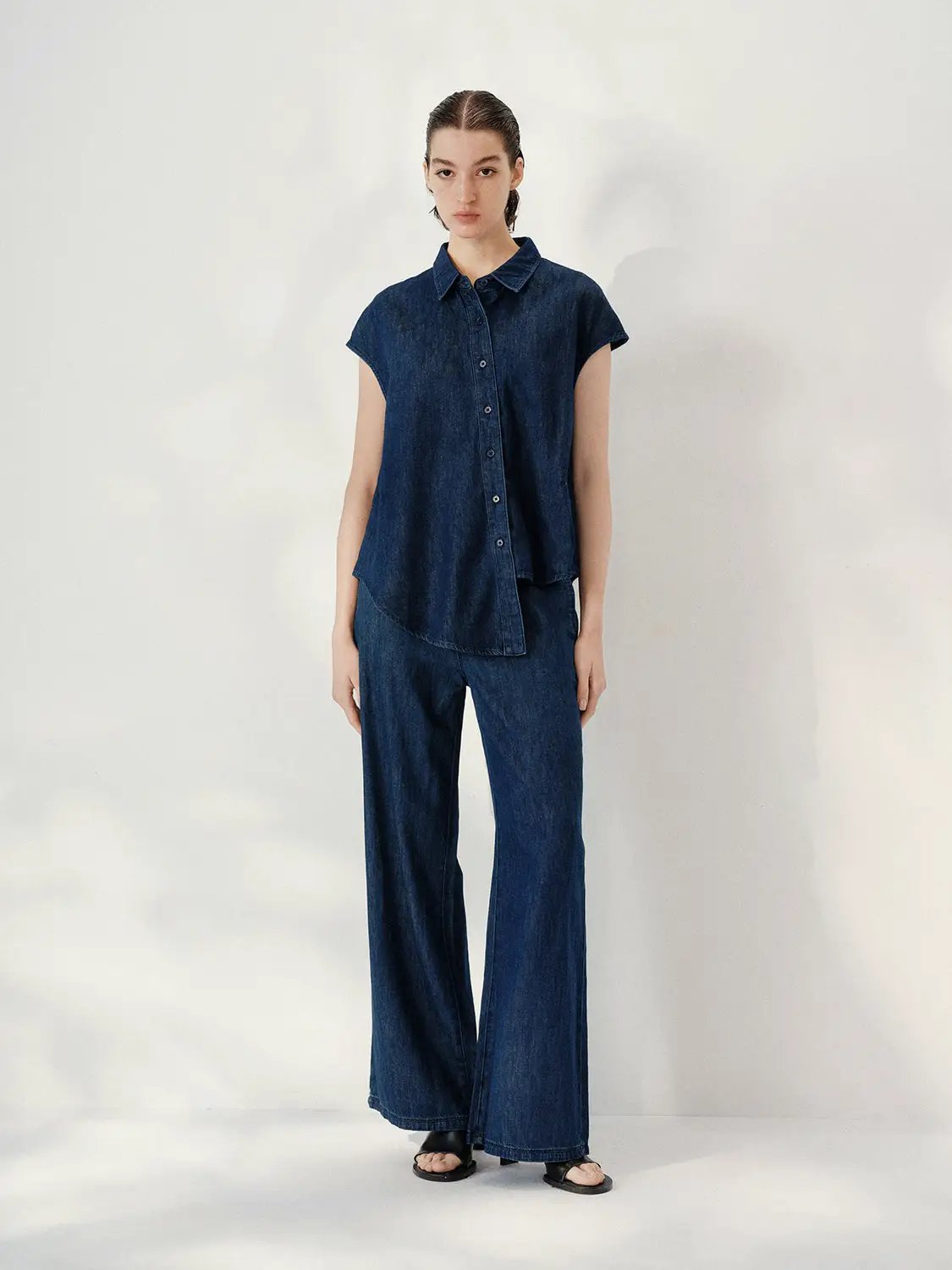 Point Collar Asymmetric Hem Sleeveless Cotton Denim Shirt