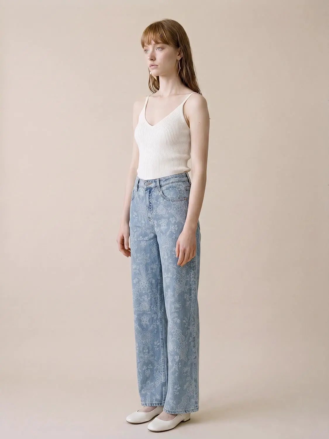 High Waist Loose Fit Light Wash Denim Wide Leg Jeans