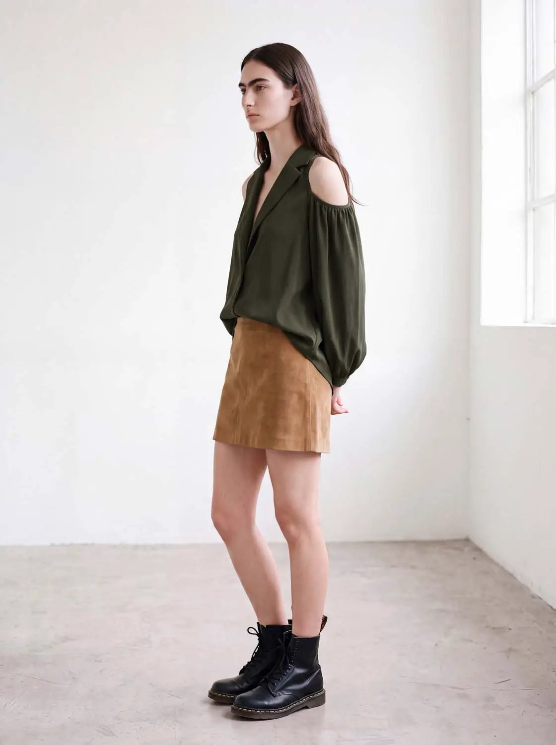 Lapel Cold Shoulder Puff Sleeve Thick Fabric Cropped Top