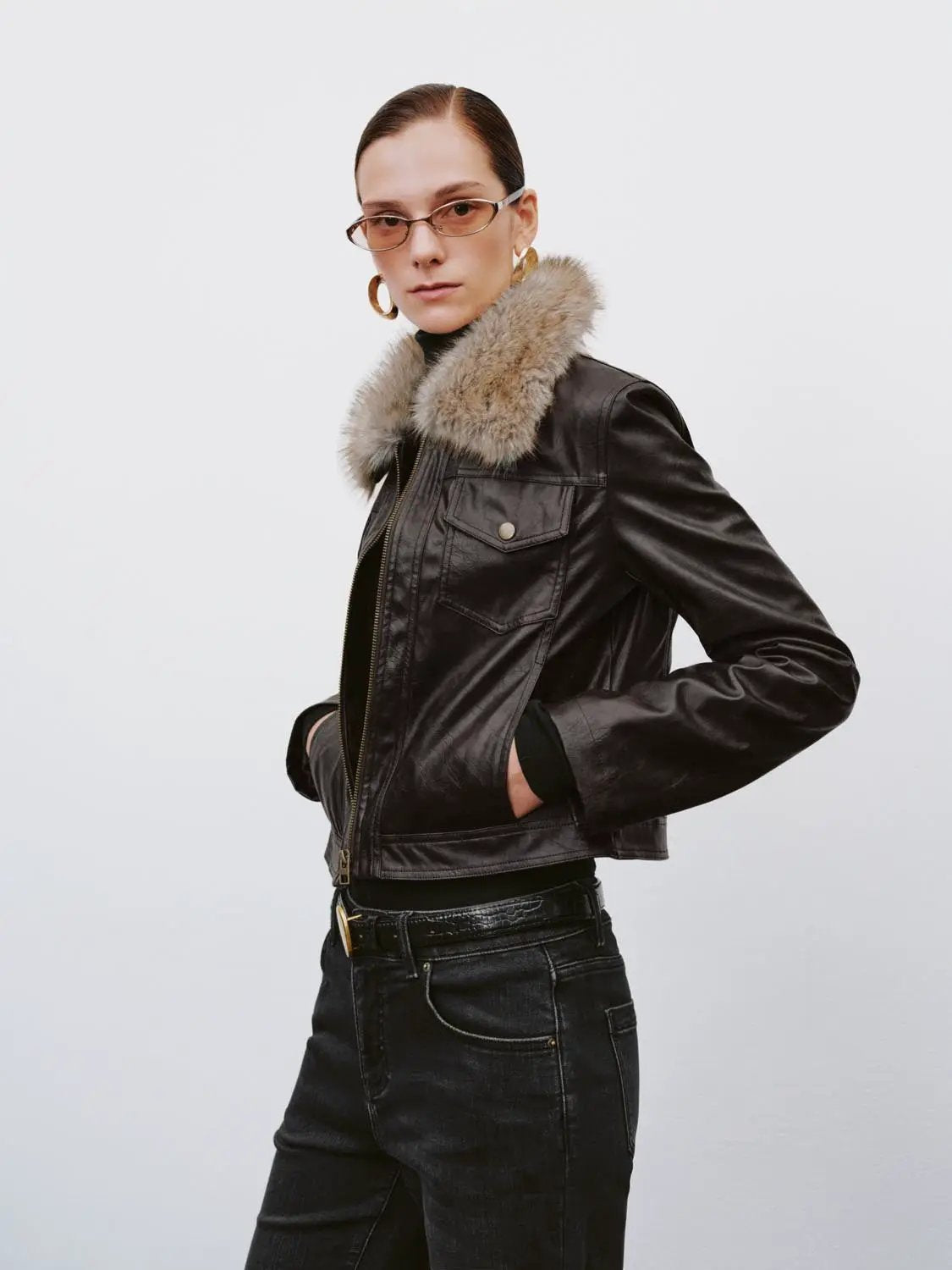 Cropped Faux Fur Collar Zip Front Long Sleeve Jacket