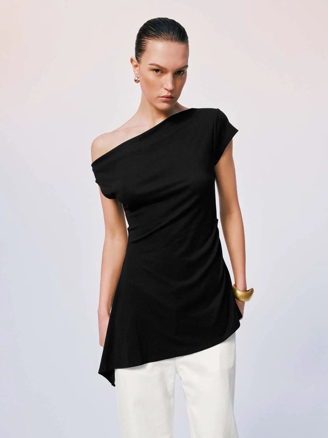 One Shoulder Asymmetric Neck Ruched Knit Slim Fit Top