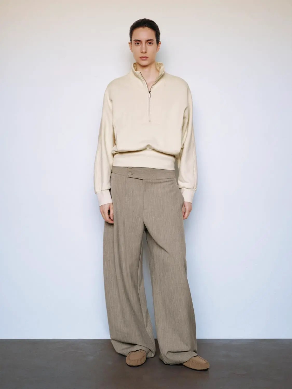 Half-Zip Ribbed Hem Cotton Long Sleeve Sweatshirt