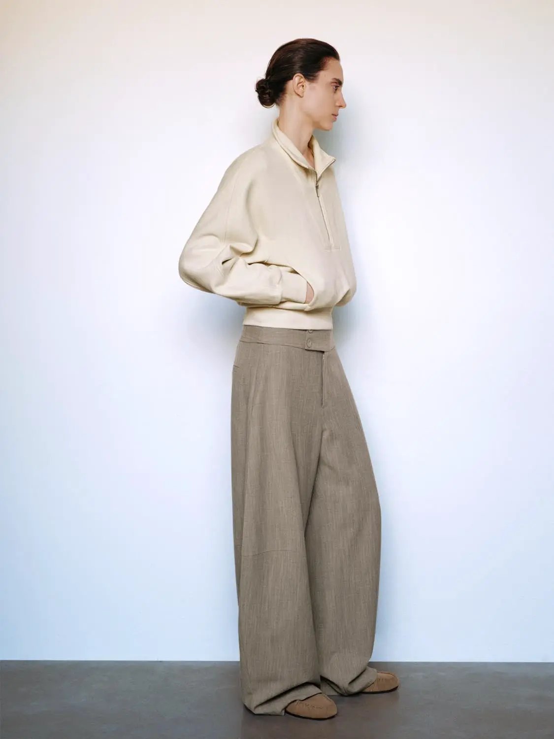 Half-Zip Ribbed Hem Cotton Long Sleeve Sweatshirt