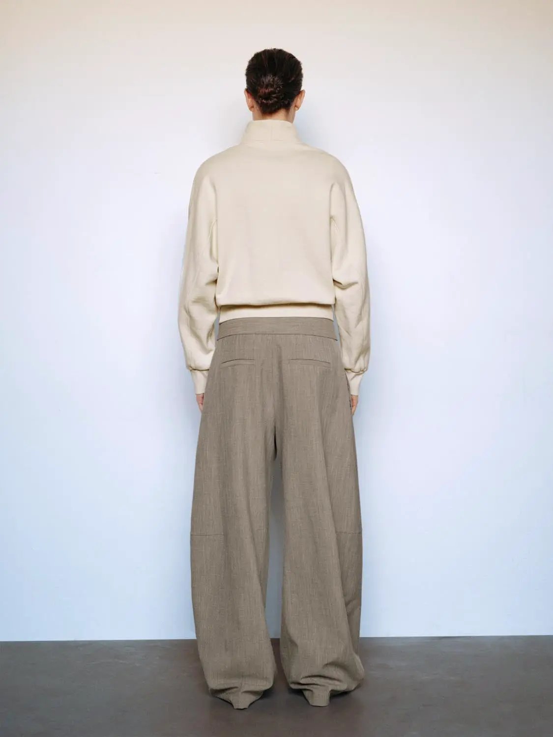 Half-Zip Ribbed Hem Cotton Long Sleeve Sweatshirt