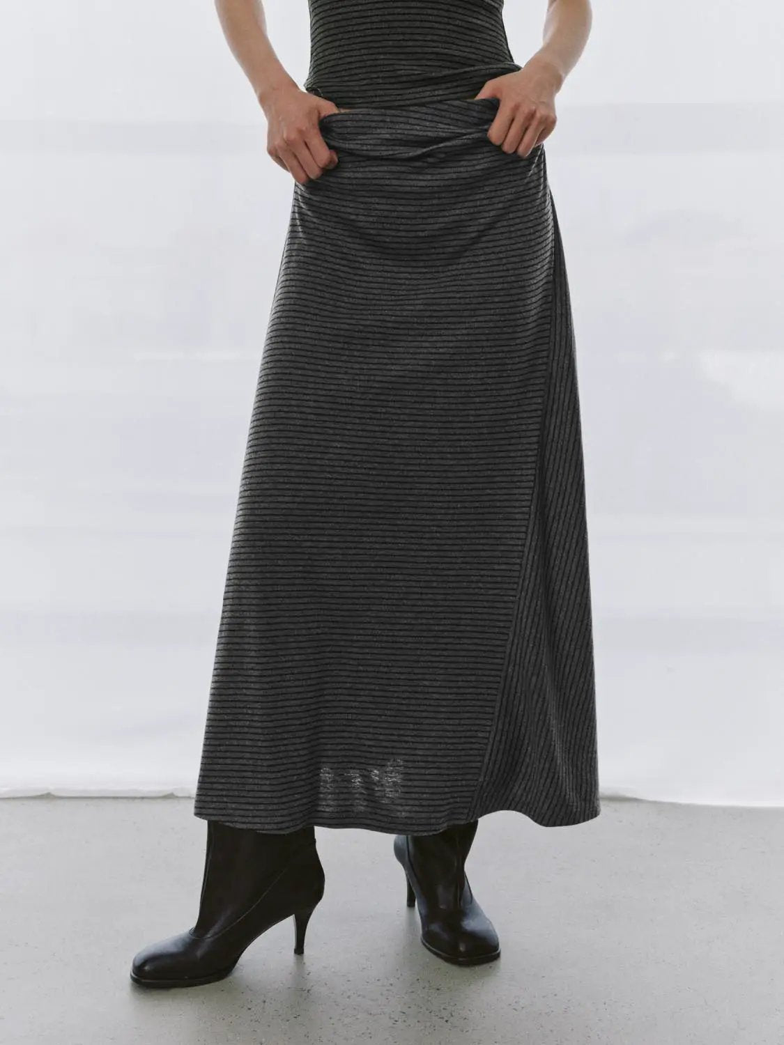 Striped Ruched Waist Asymmetric Hem Soft Maxi Skirt