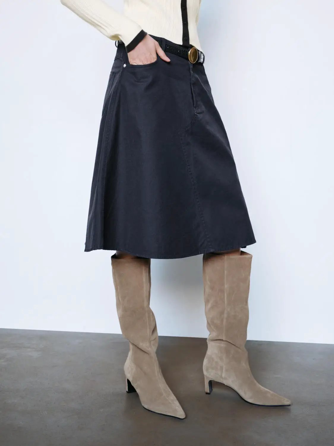Asymmetric High-waisted A-Line Cotton Skirt With Belt