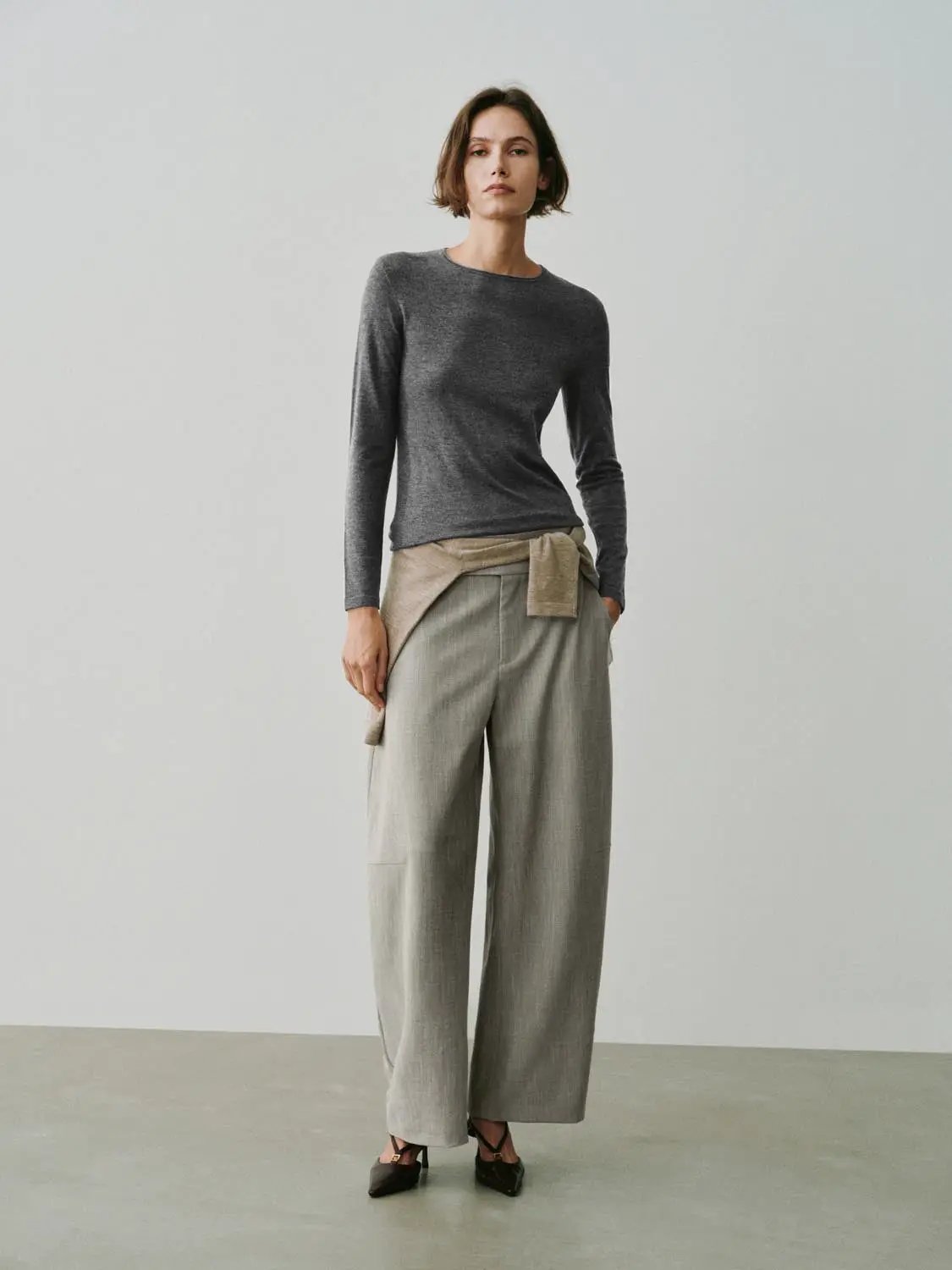 Textured Two-Button High-Waisted Wide-Leg Pants