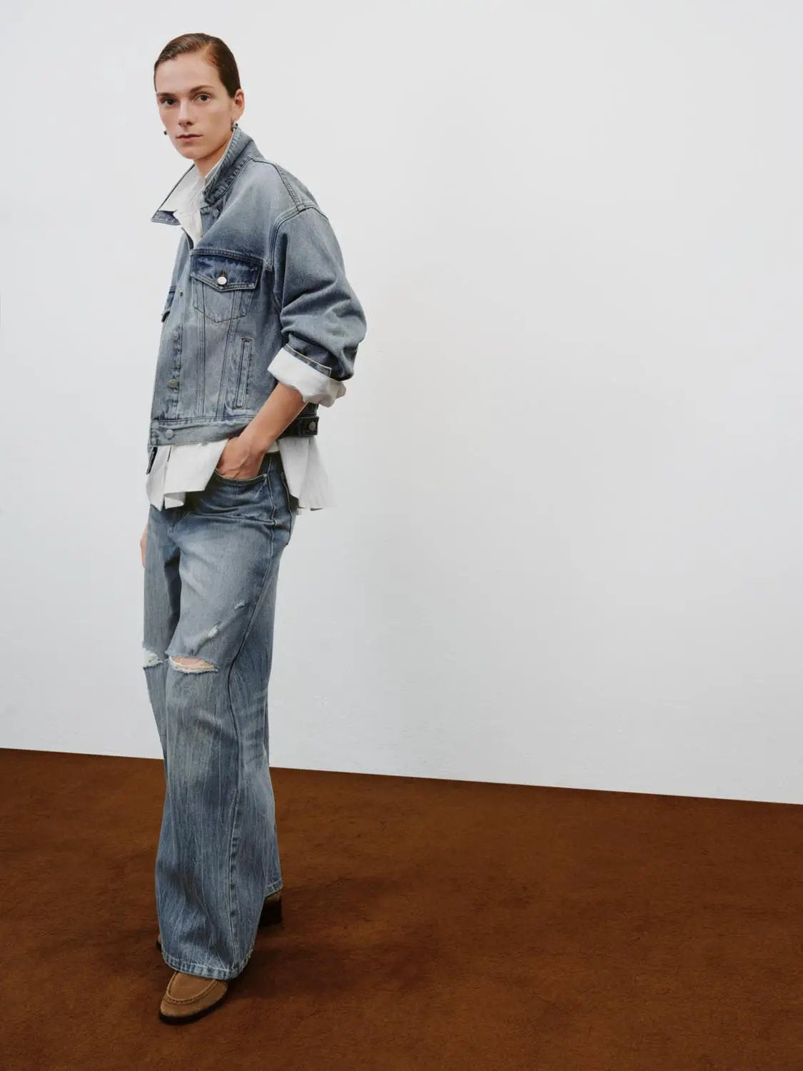 Distressed Faded Wide-leg Mid-rise Cotton Jeans
