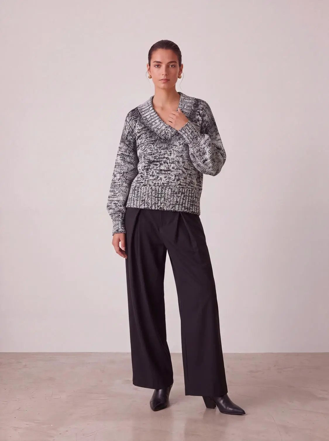 Thick V-Neck Knitted T-Shirts