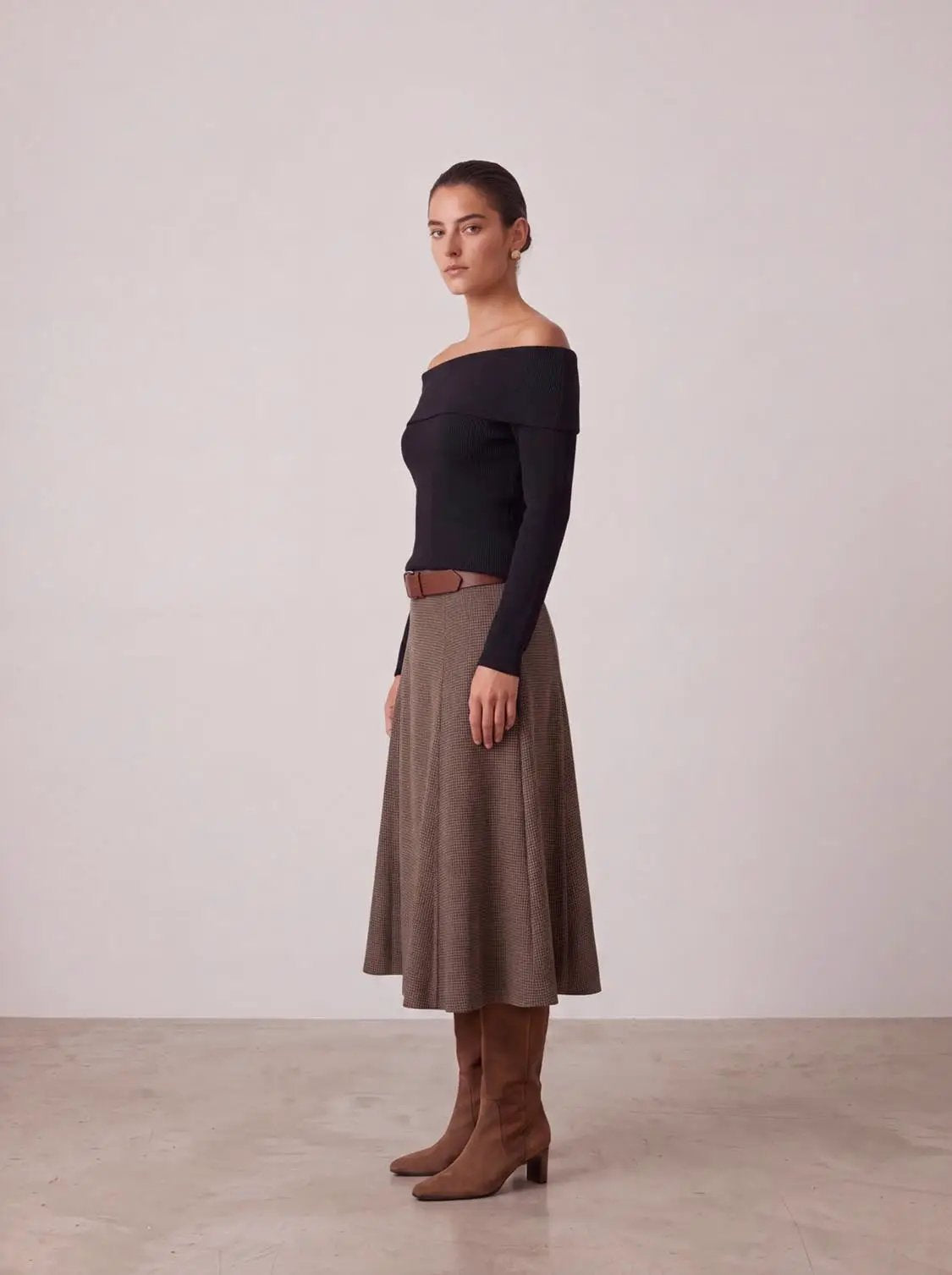 Off Shoulder Long Sleeve Knitted T-Shirts