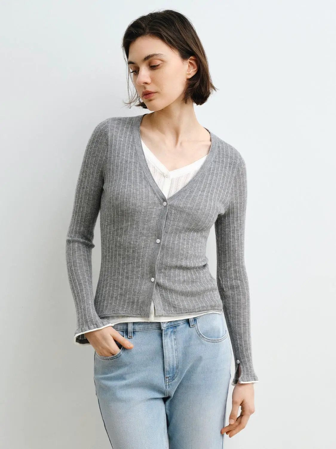 Fitted Ribbed Knit V-neck Long Sleeve Cardigan