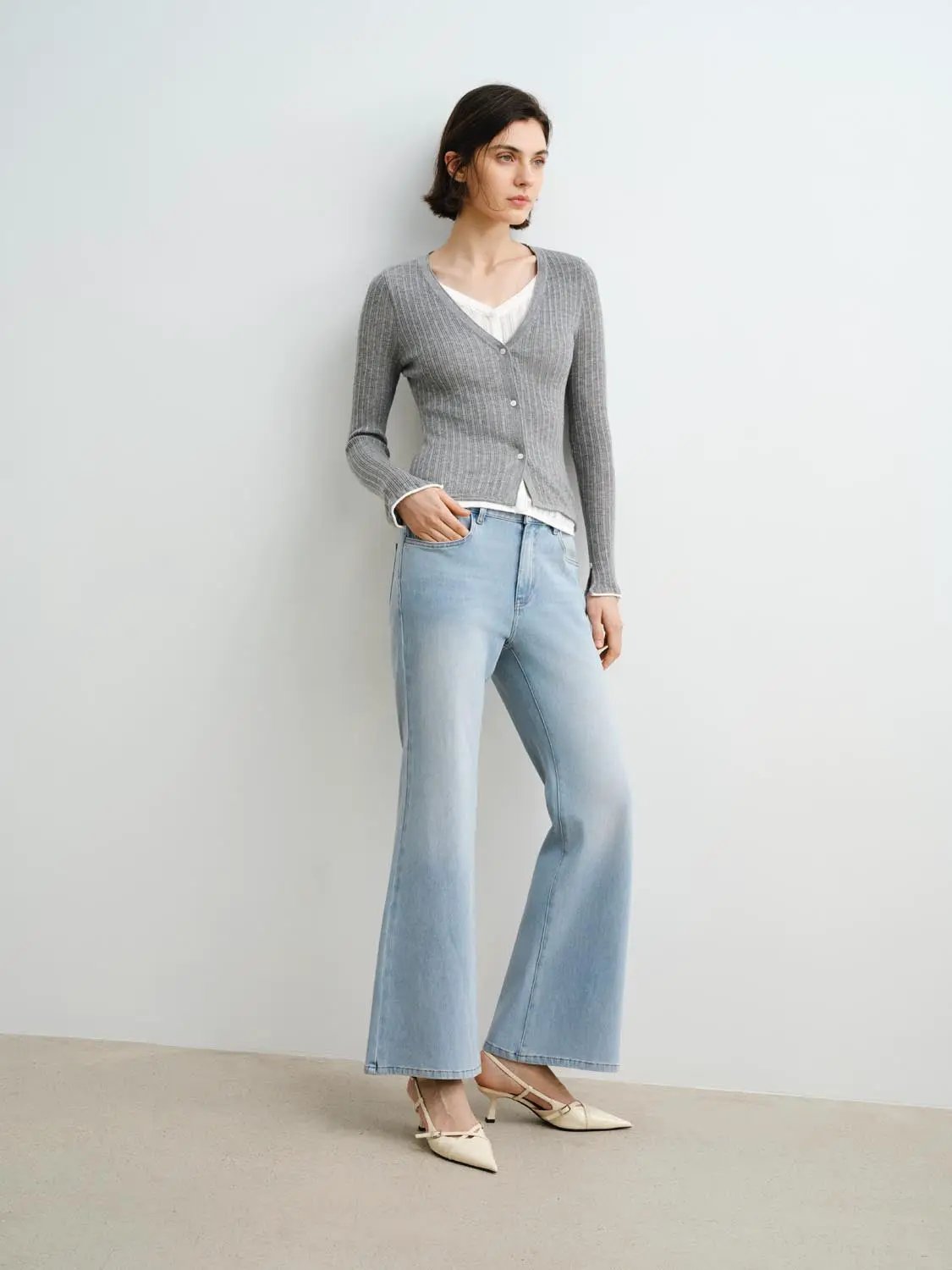Fitted Ribbed Knit V-neck Long Sleeve Cardigan