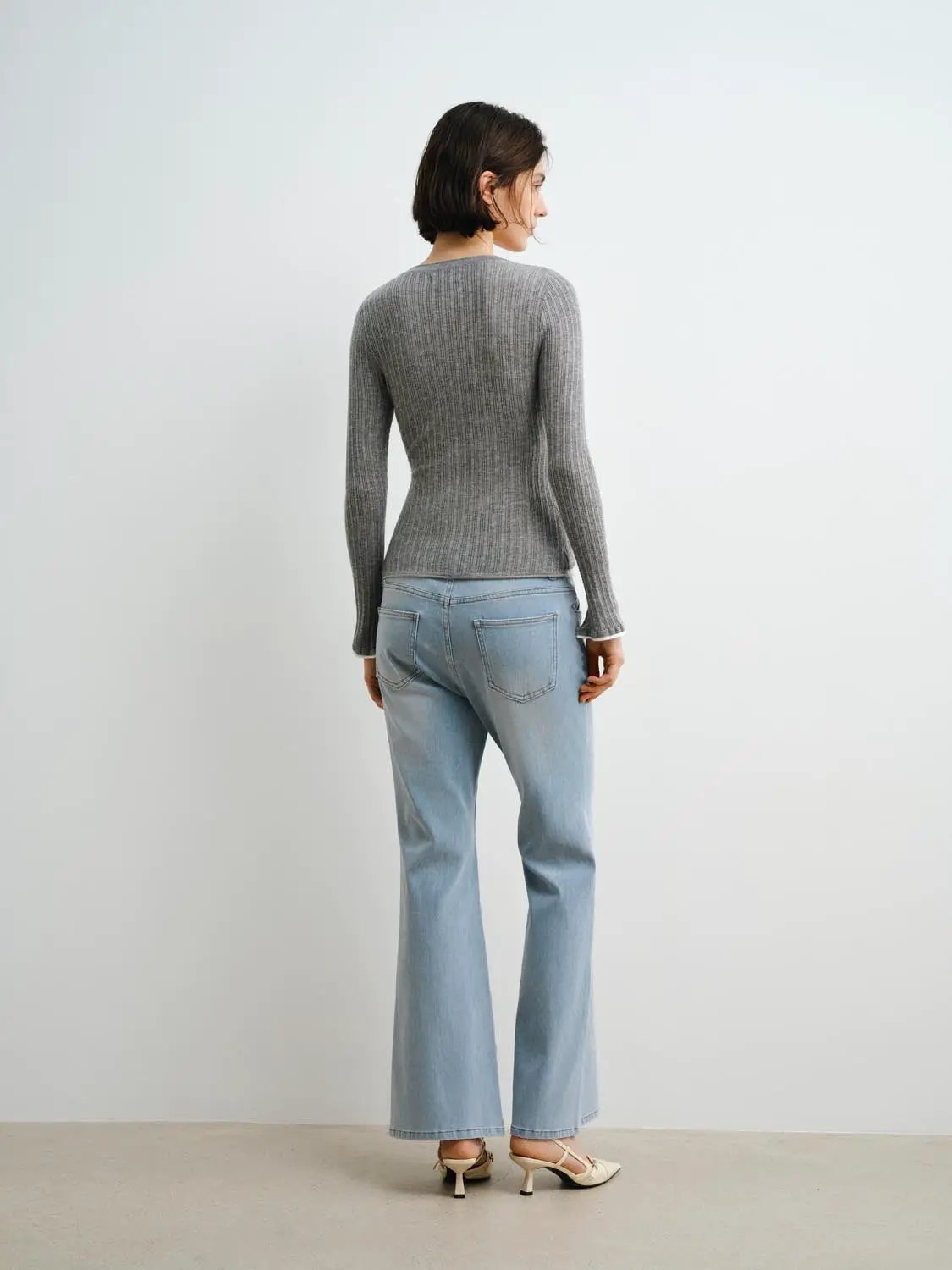 Fitted Ribbed Knit V-neck Long Sleeve Cardigan
