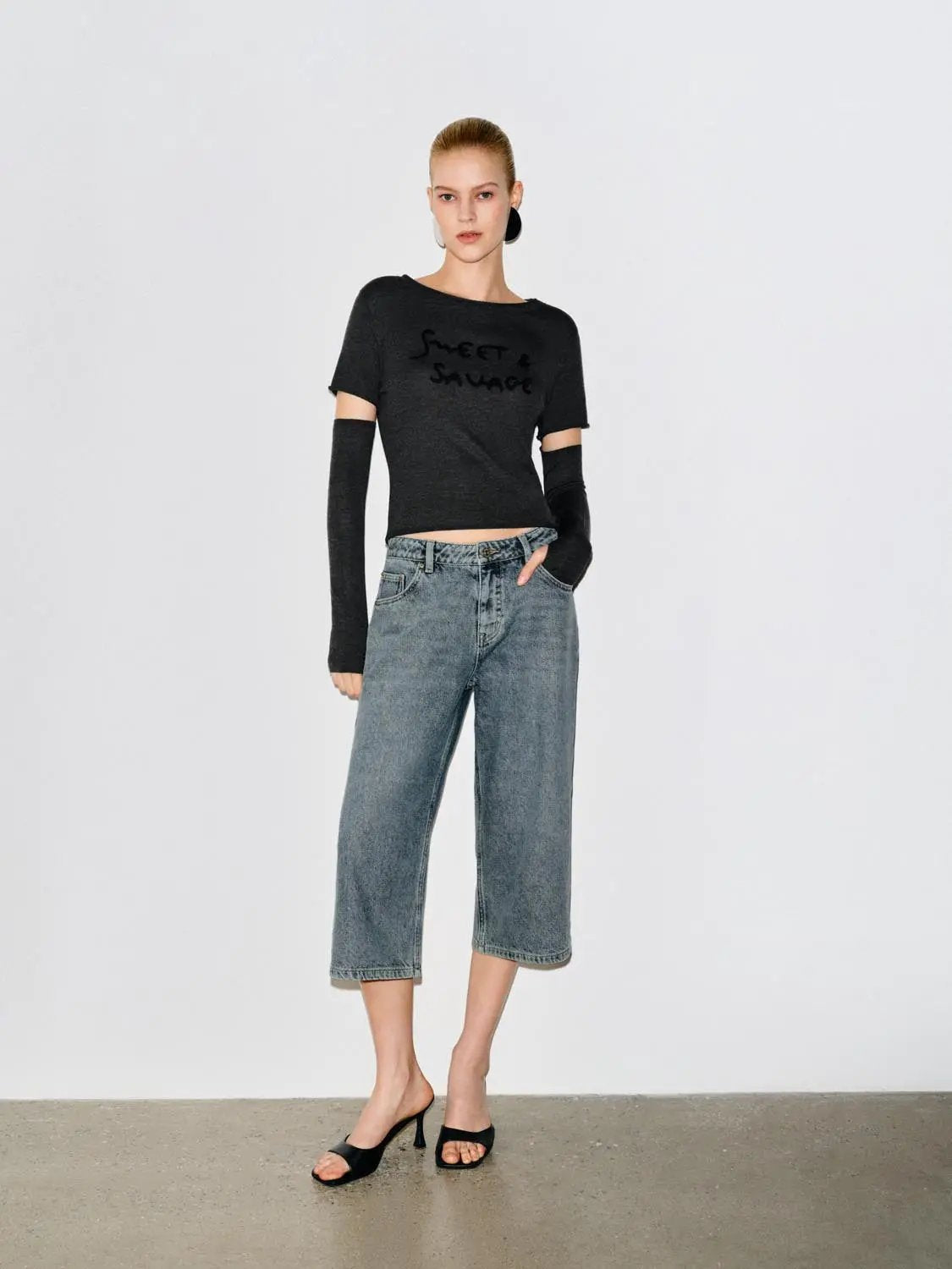 Cut-out Printed Text Boat Neck Cropped Long Sleeve T-Shirt