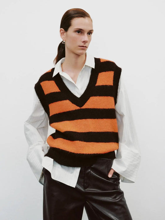 Striped Stretch V-neck Sleeveless Knit Tank Top