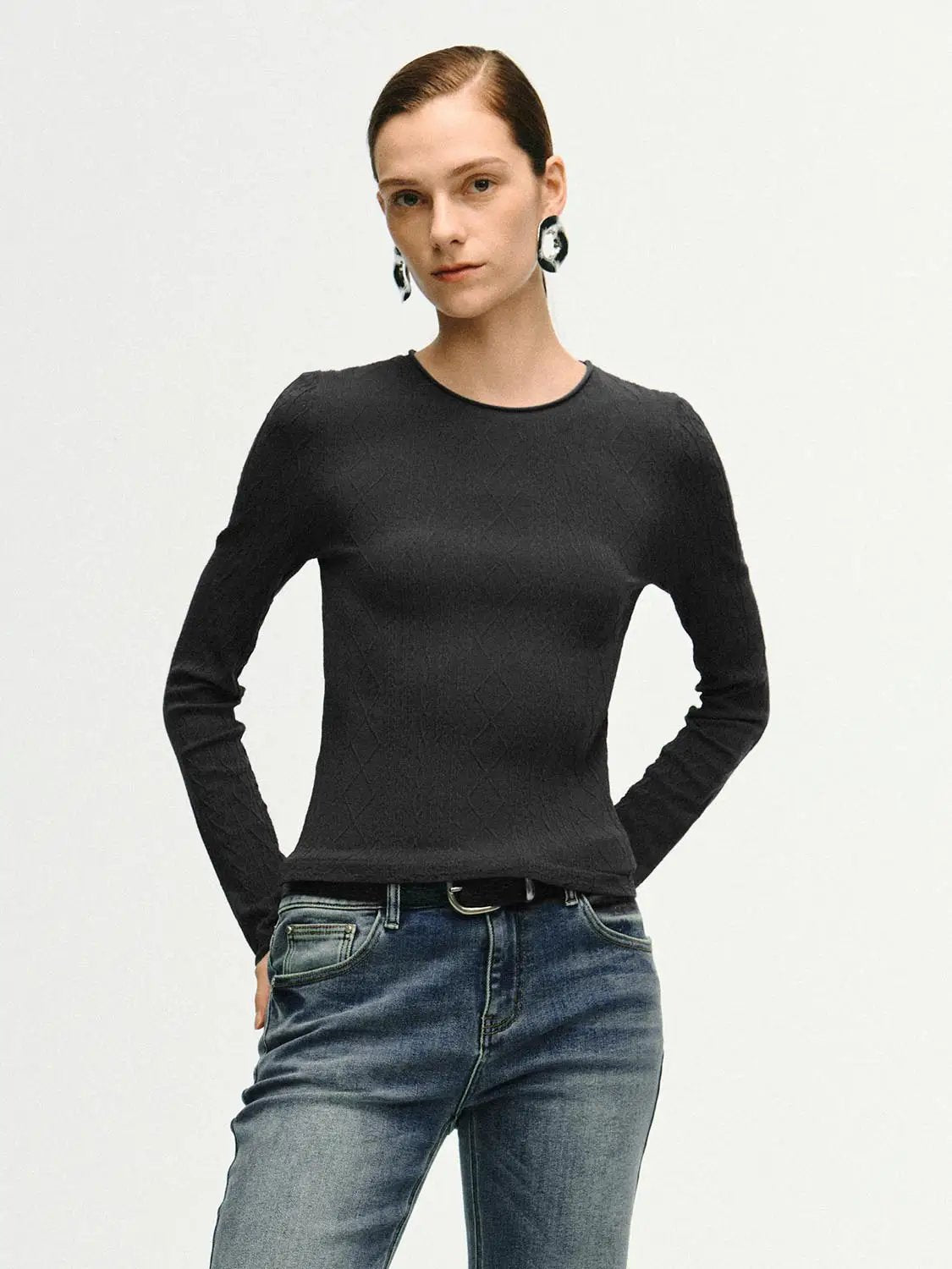 Textured Knit Fitted Crew Neck Long Sleeve T-Shirt