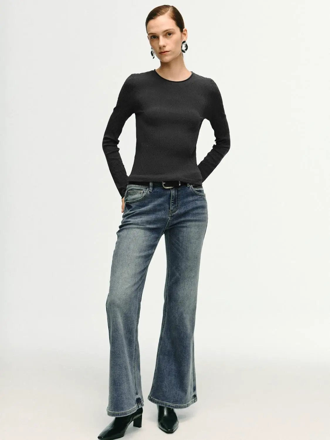 Textured Knit Fitted Crew Neck Long Sleeve T-Shirt