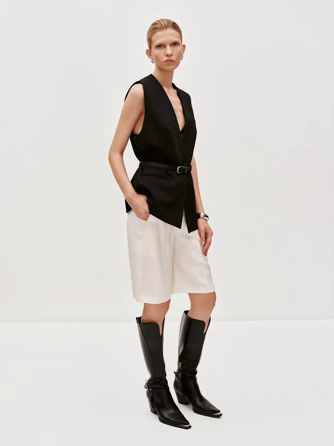 V Neck Single Button Flap Pocket Sleeveless Suit Vest