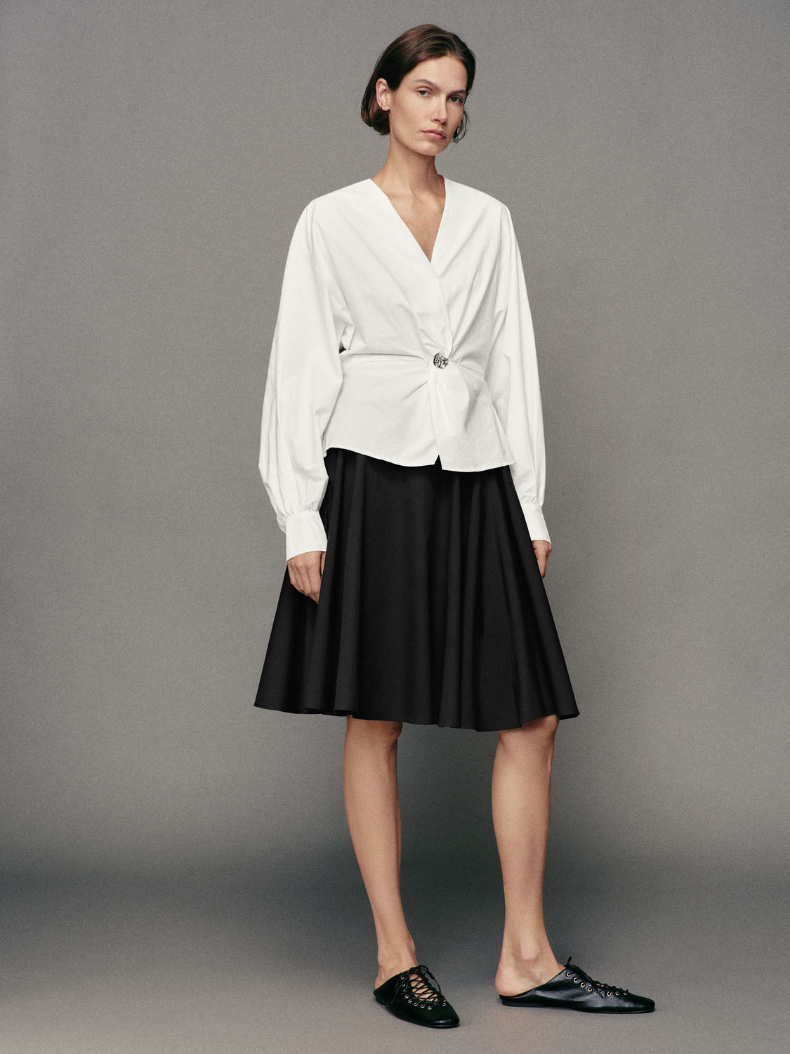 Twisted Front V-neck Long Sleeve Cotton Blouse