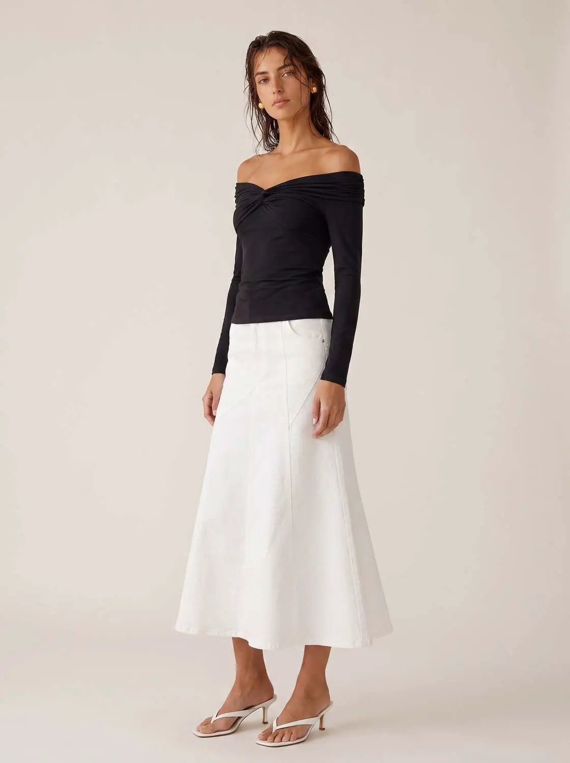 Off Shoulder Front Twist Knot Long Sleeve Slim Fit Top