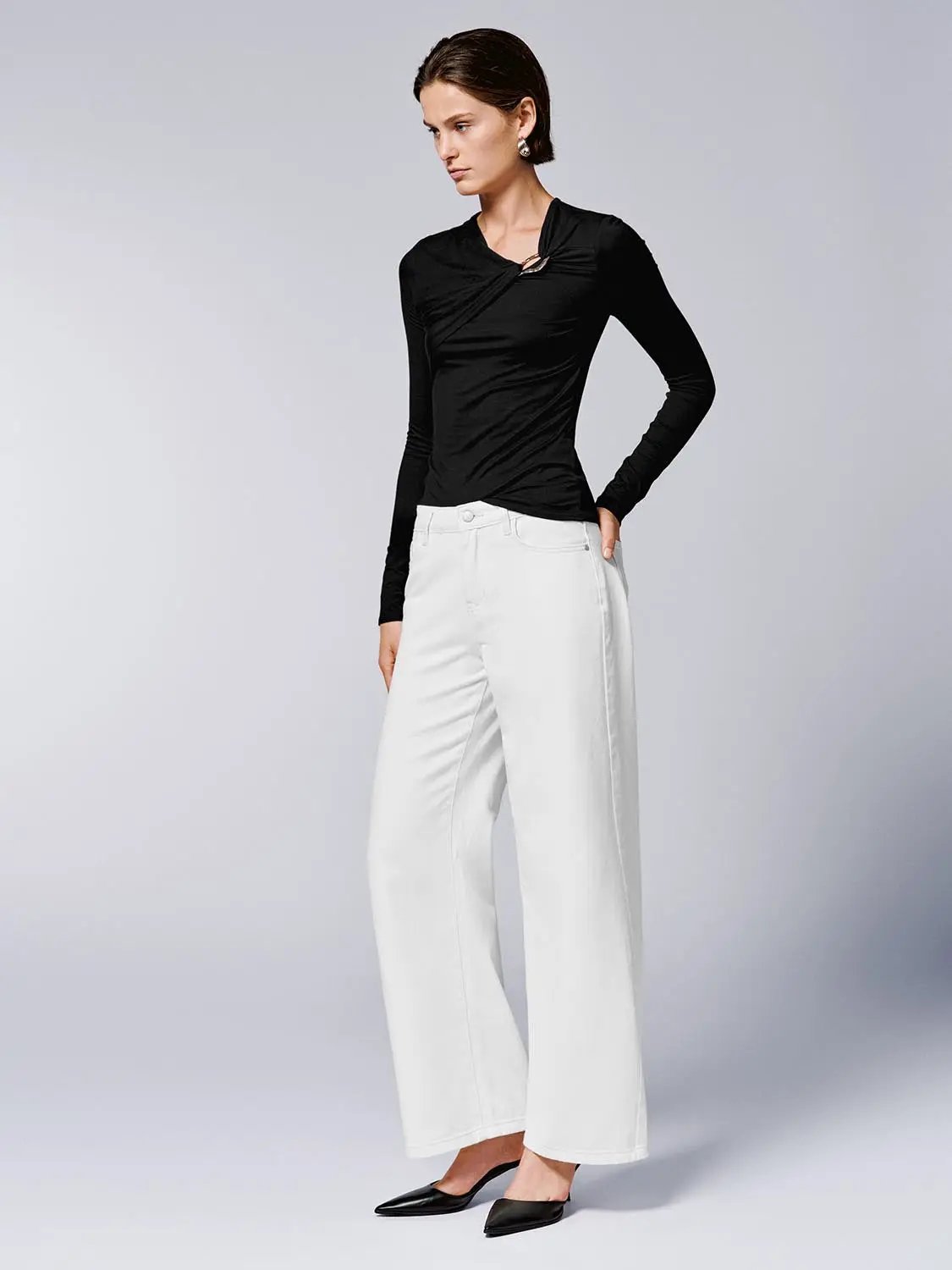 Ring Detail Knot Front Stretch Knit Long Sleeve Tee