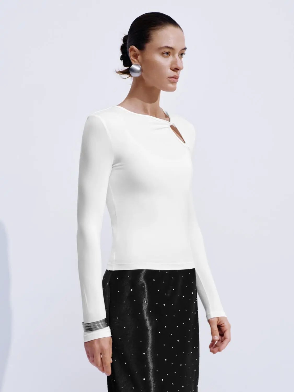 Twist Neck Cut Out Fitted Long Sleeve Basic T Shirt