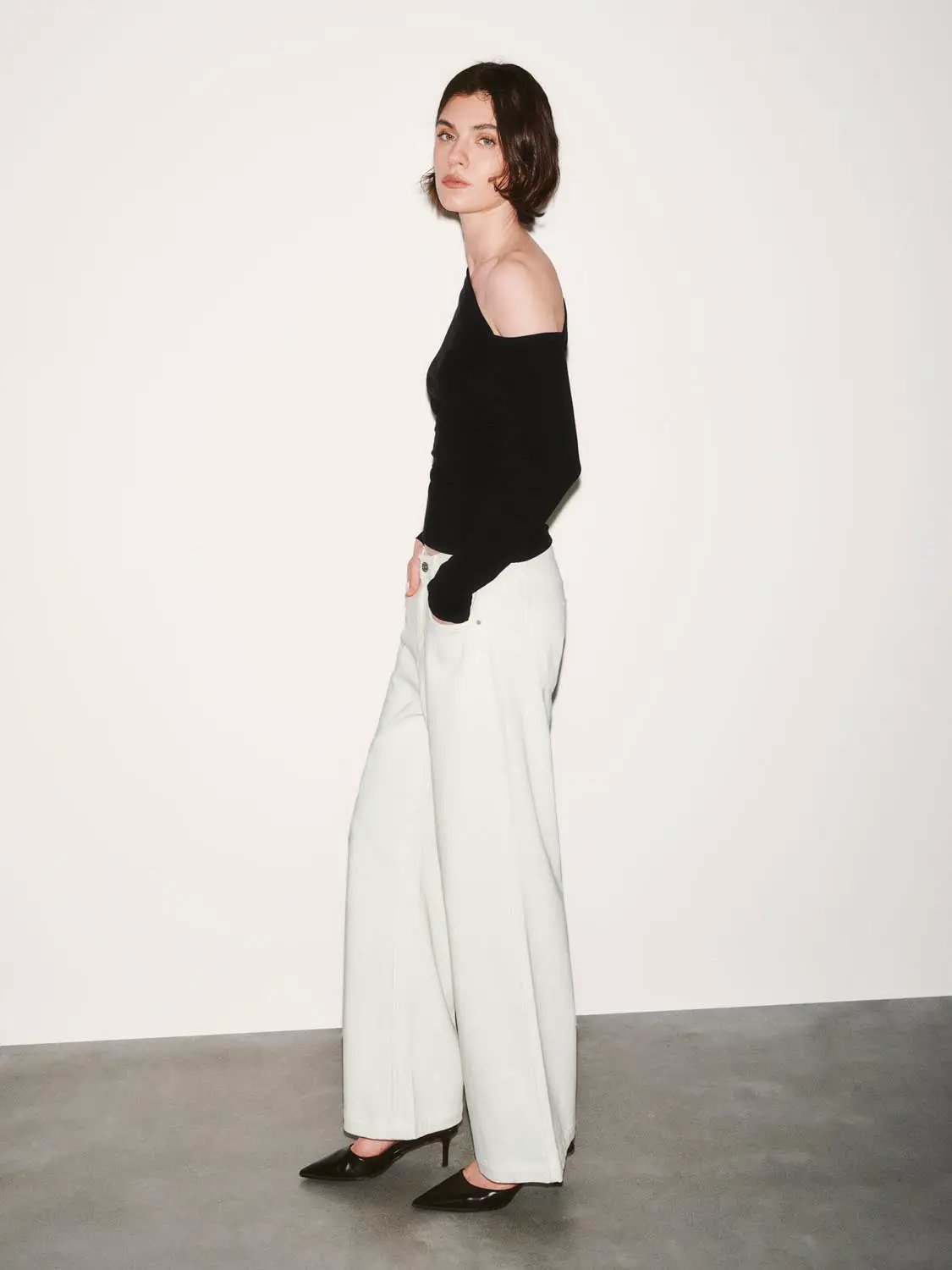 Asymmetric One Shoulder Ruched Waist Long Sleeve Top
