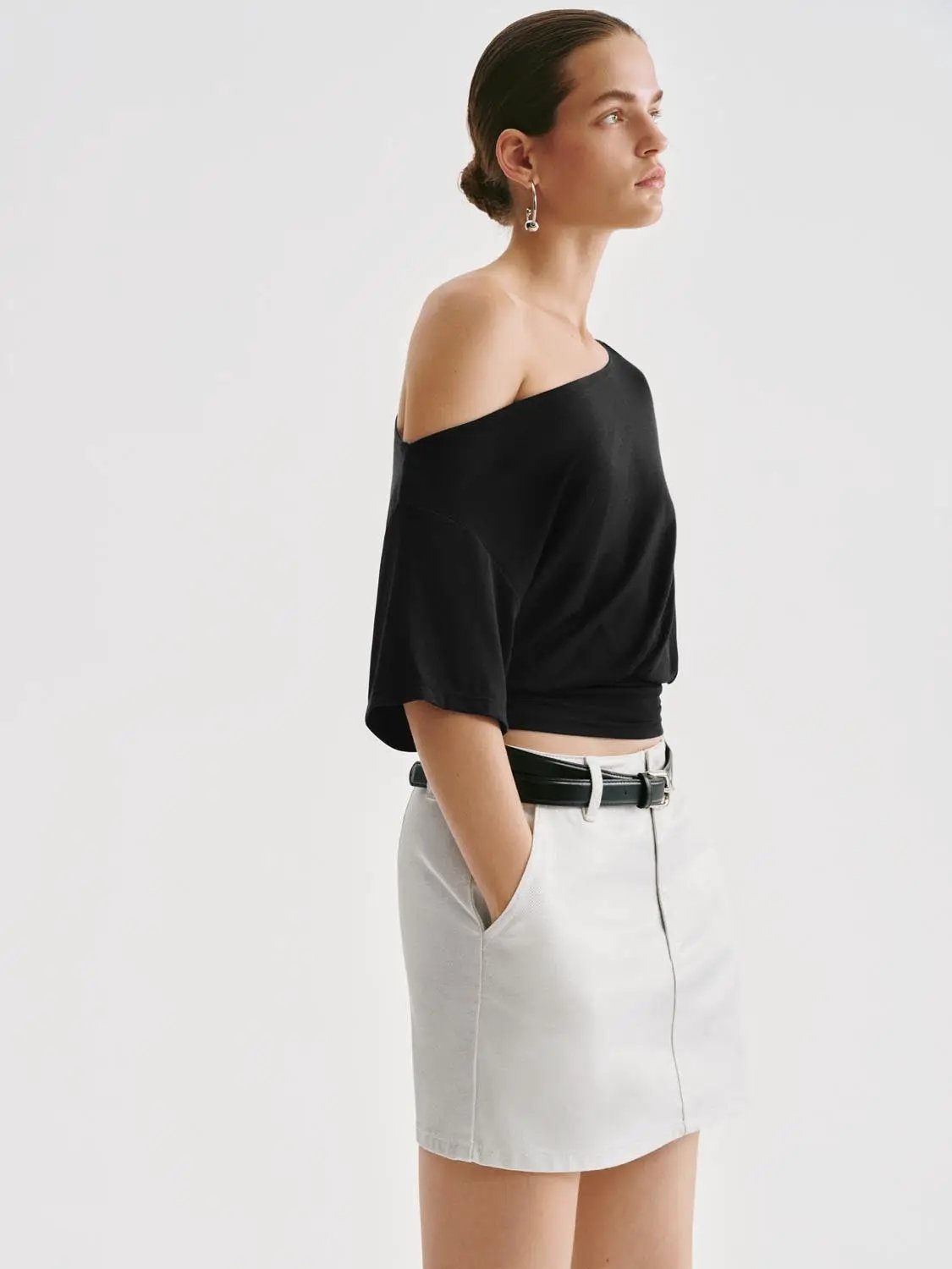 Asymmetric One-shoulder Draped Stretch T-shirt