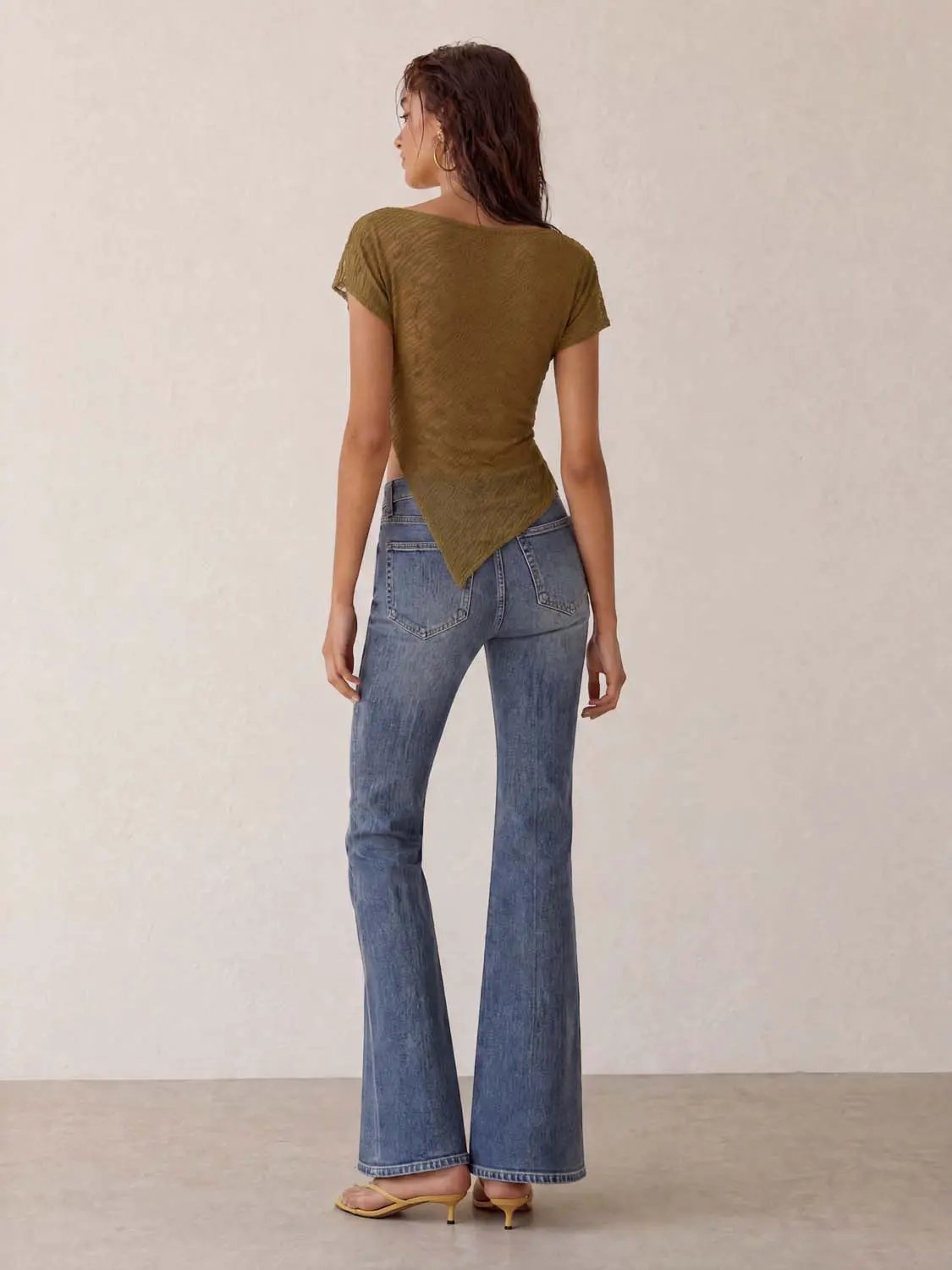 Textured Asymmetric Hem Fitted Boat Neck T-shirt