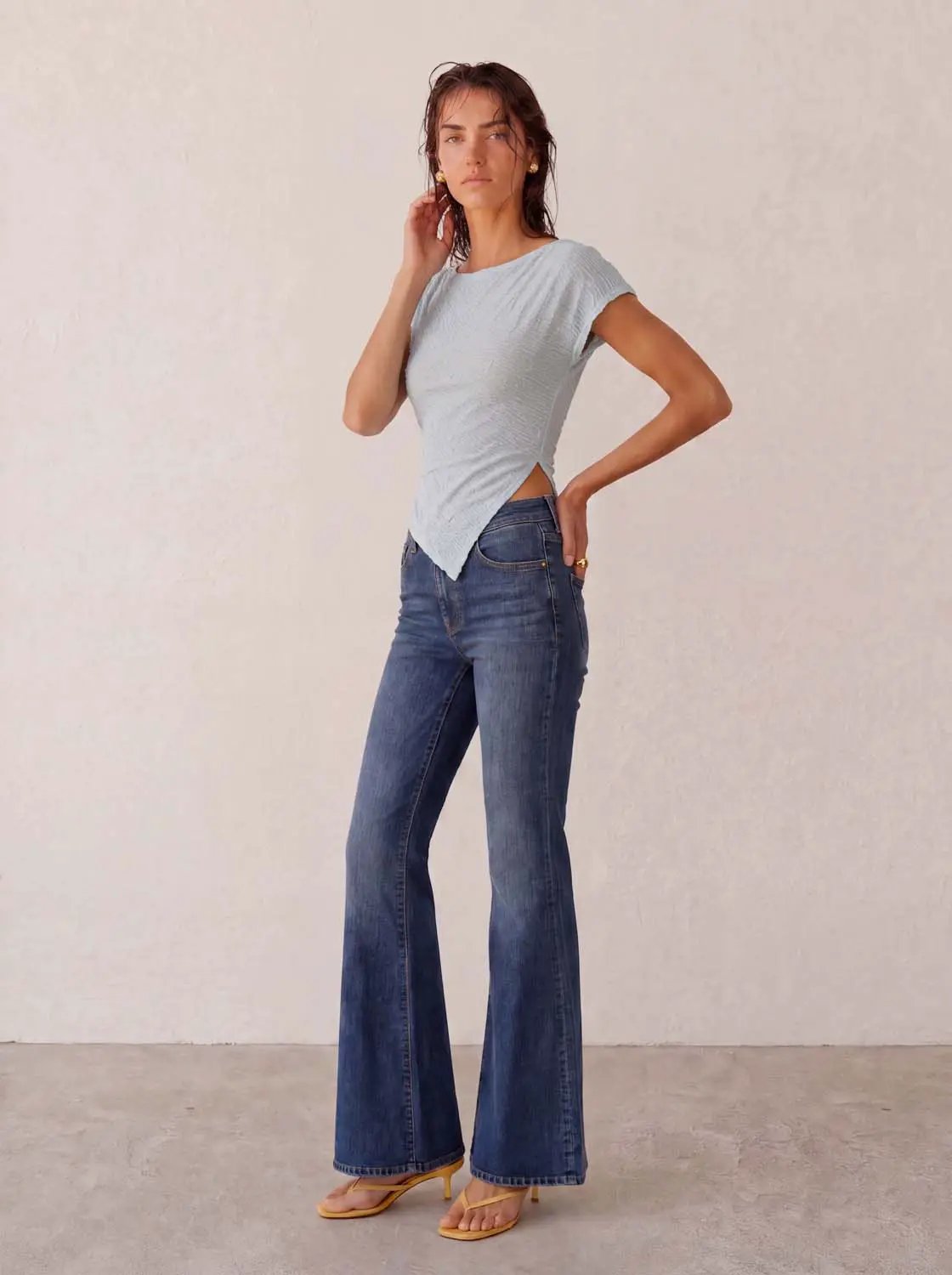 Textured Asymmetric Hem Fitted Boat Neck T-shirt