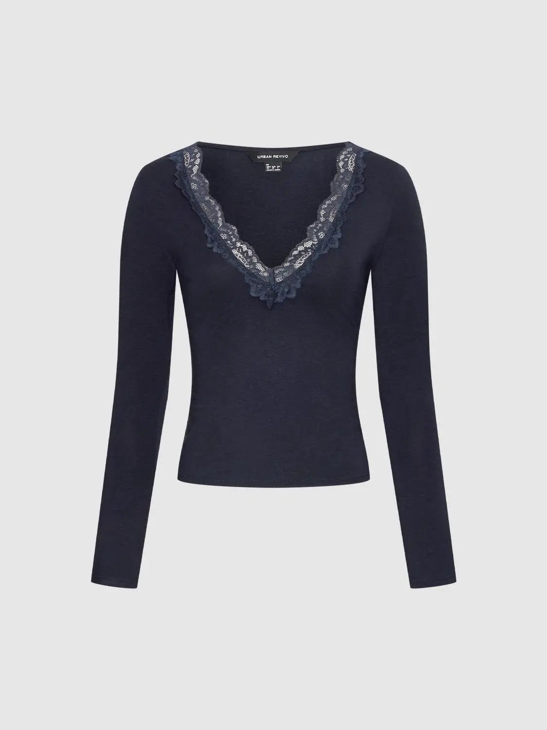 Lace Trimmed Fitted V-Neck Long Sleeve T-Shirt