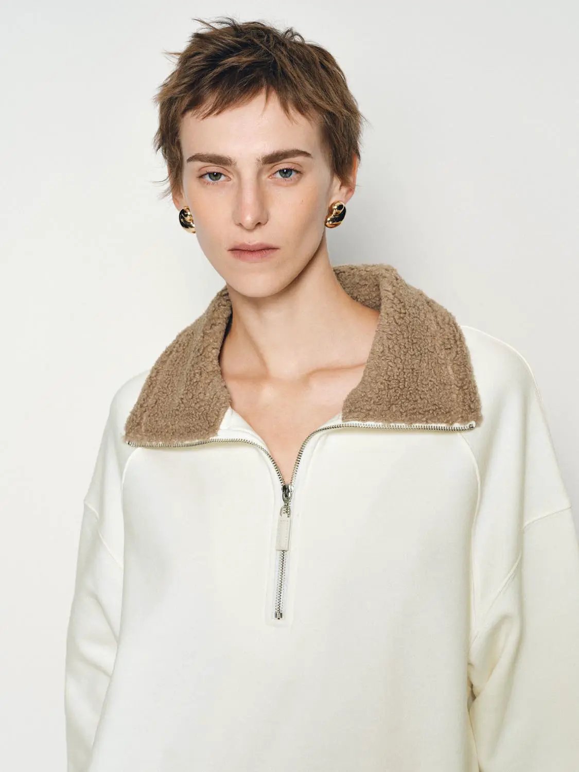 Faux Fur Collar Half Zip Ribbed Long Sleeve Sweatshirt