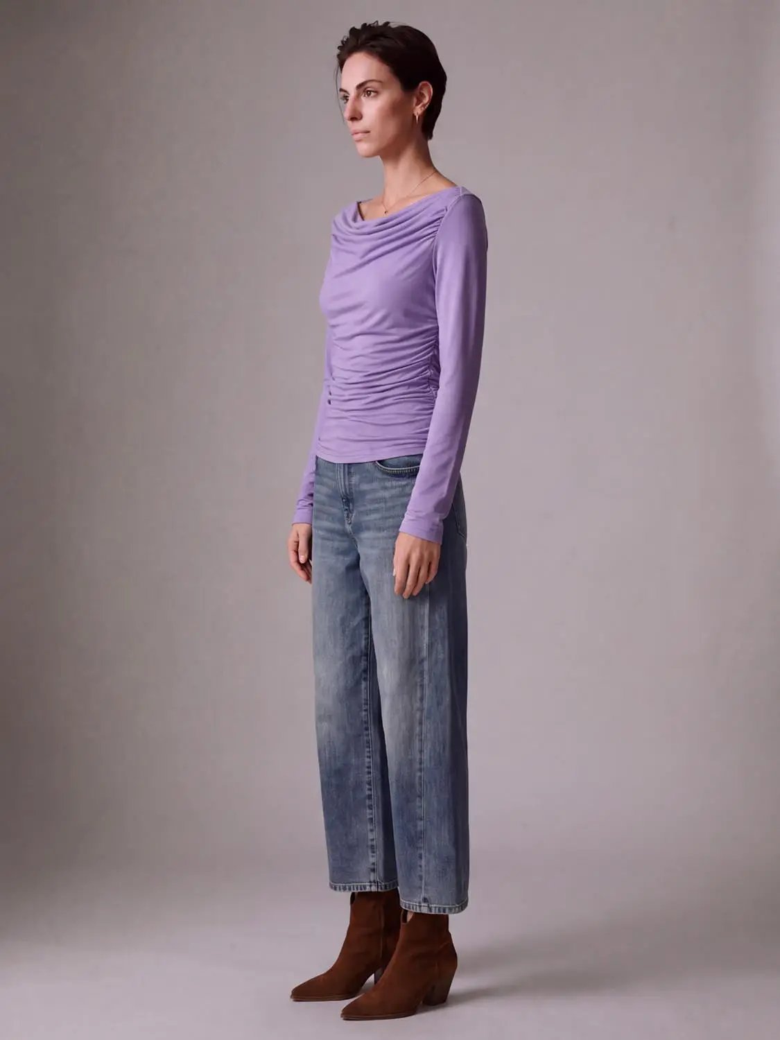 Ruched Fitted Long Sleeve T-Shirt