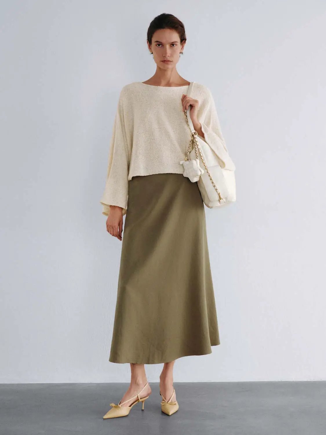 Thin Belted Solid A-Line Mid-rise Maxi Skirt