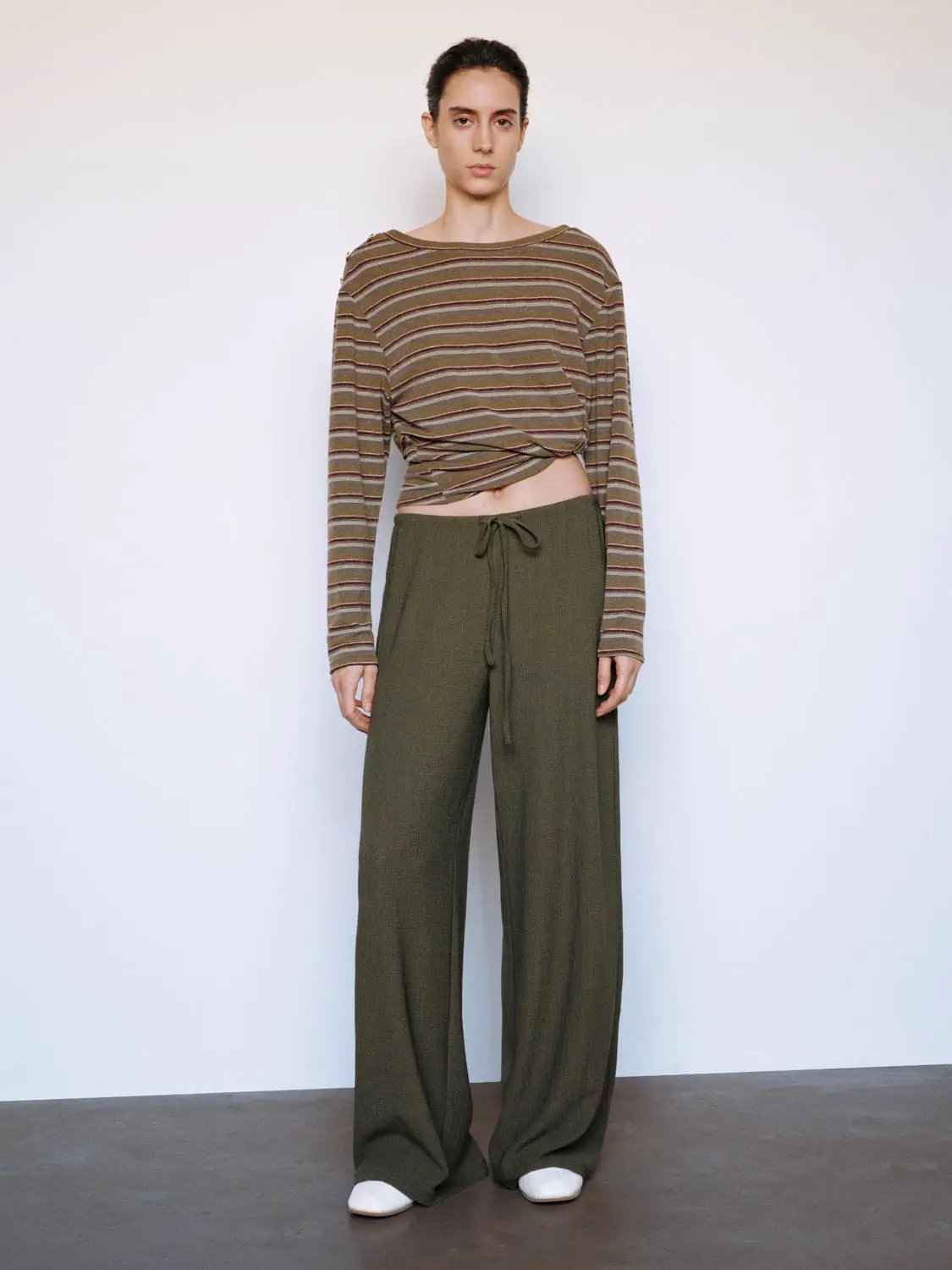 Drawstring Waist Olive Wide-Leg Stretch Pants